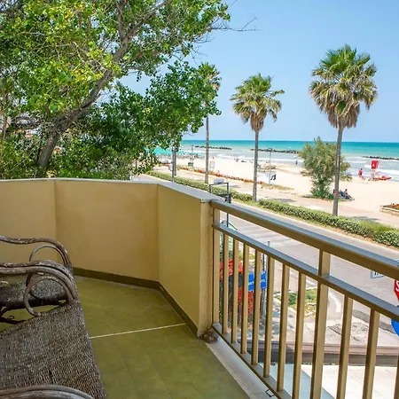 Apartment Palm House - Vista Mare Montesilvano