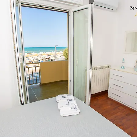 Palm House - Vista Mare Montesilvano Marina