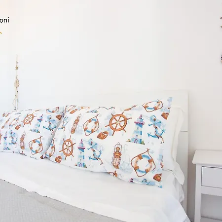 Palm House - Vista Mare Apartment