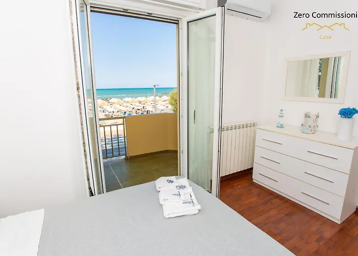 Palm House - Vista Mare Montesilvano Marina