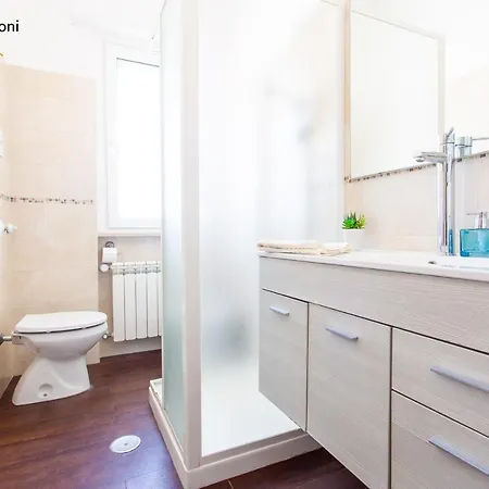 Palm House - Vista Mare Montesilvano