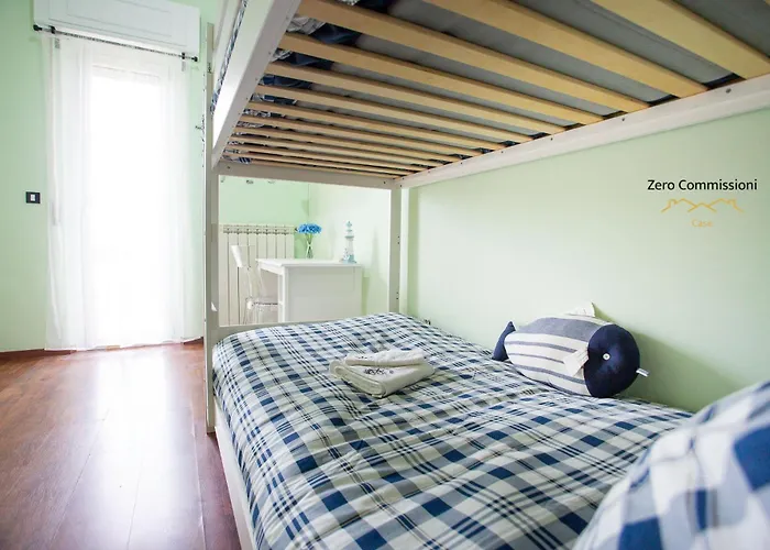 Palm House - Vista Mare Lägenhet *