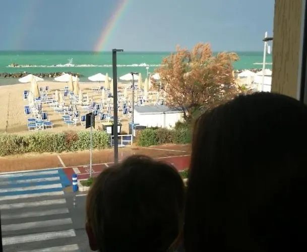 Palm House - Vista Mare Apartamento *