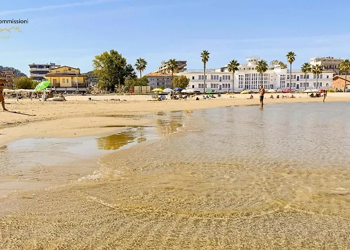 Palm House - Vista Mare Apartamento *